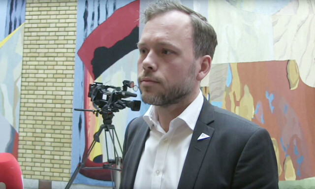 image: - Viser hvorfor mistillit var nødvendig